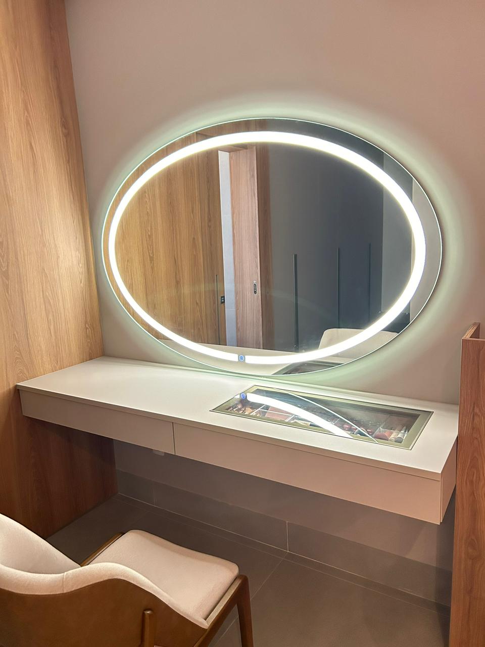 Espelho Orgânico Mikonos Oval Com Led Jateado