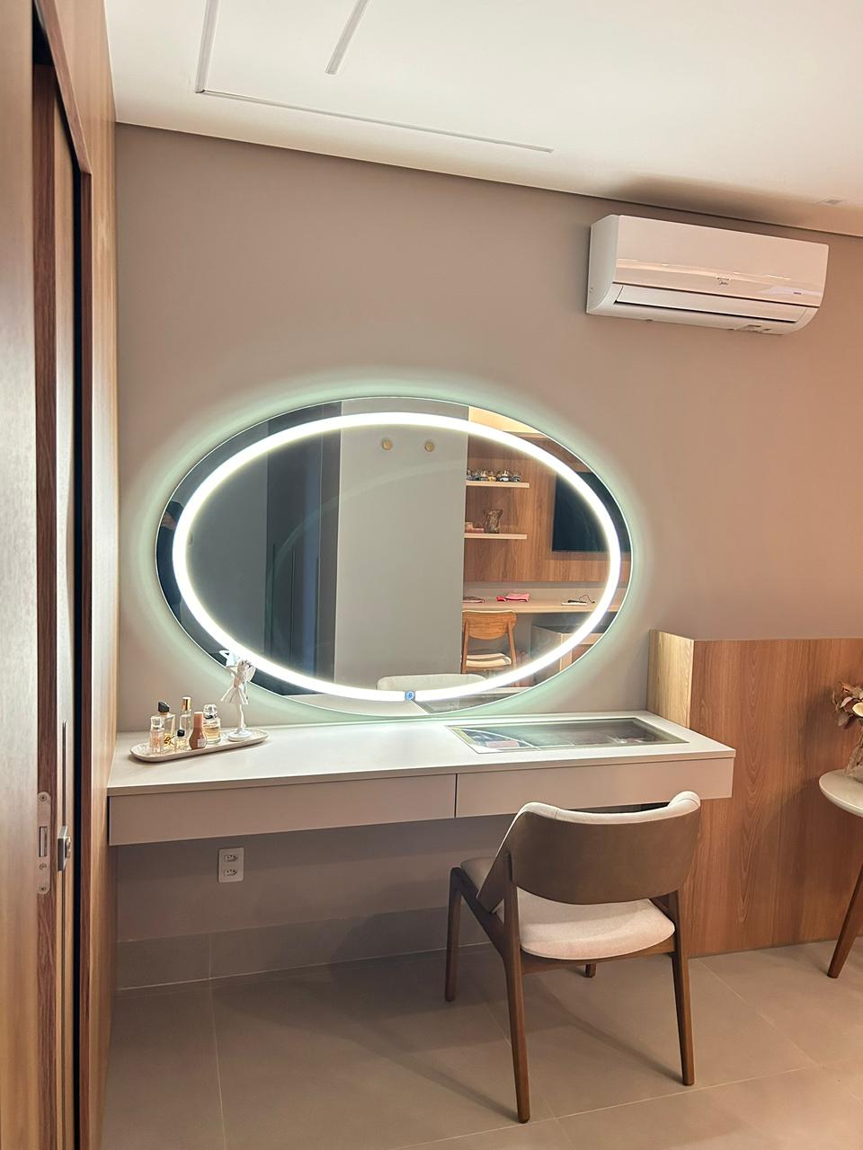 Espelho Orgânico Mikonos Oval Com Led Jateado